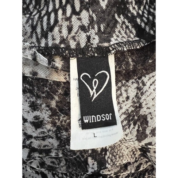 Windsor Sheer Mesh Top Size: Large L Animal Print - Picture 5 of 5